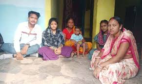 लाल रंग का